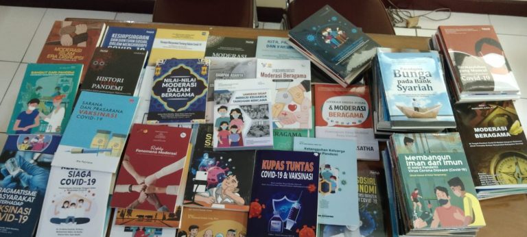 Kukerta UIN Sultan Maulana Hasanuddin Banten Tahun 2021 Menghasilkan Ratusan Buku Ber-ISBN Karya Mahasiswa